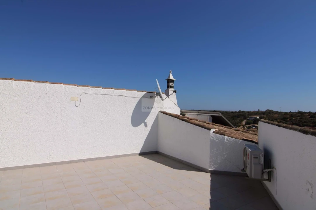 Moradia T4 para Venda em Lagos (São Sebastião e Santa Maria) Foto 6