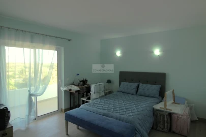 Moradia T4 para Venda em Lagos (São Sebastião e Santa Maria)