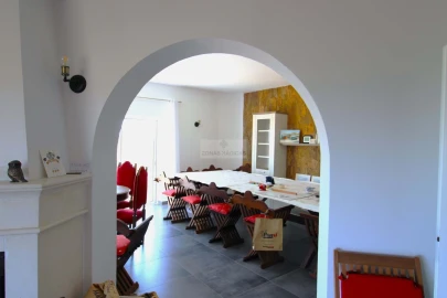 Moradia T4 para Venda em Lagos (São Sebastião e Santa Maria)
