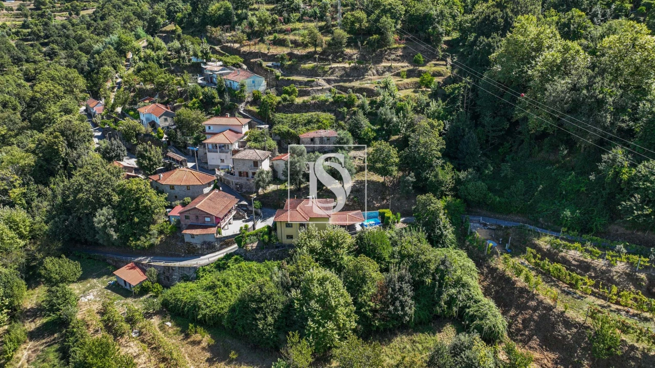 Moradia T3 para Venda em Santa Clara de Louredo Foto 6