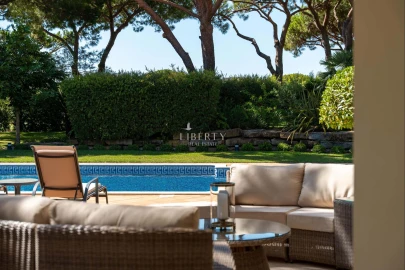 Moradia T4 para Venda em Almancil