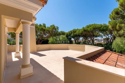 Moradia T4 para Venda em Almancil