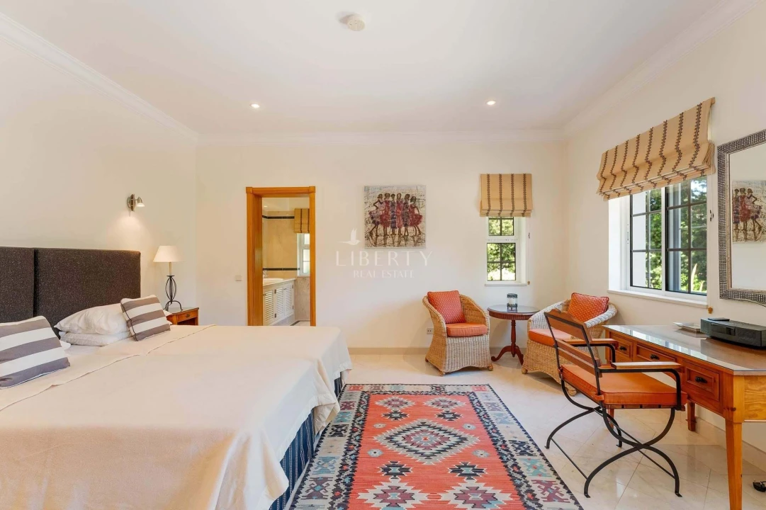 Moradia T4 para Venda em Almancil Foto 19