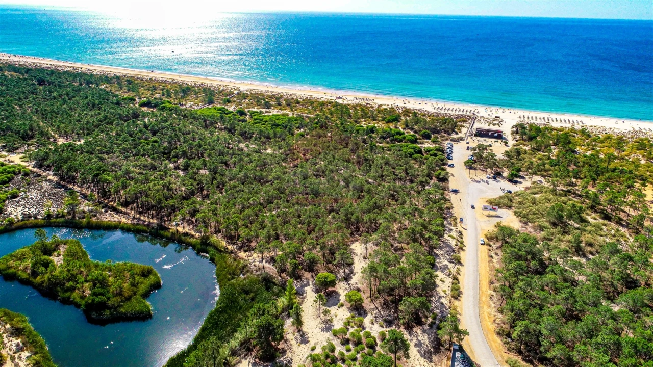 Moradia T6 para Venda em Monte Gordo Foto 43