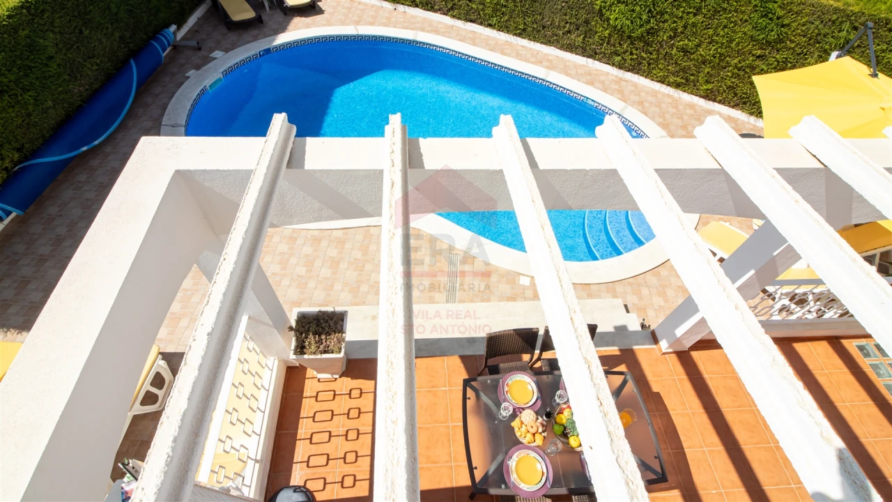 Moradia T6 para Venda em Monte Gordo Foto 34