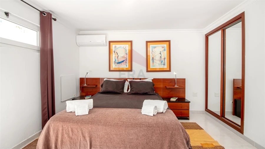 Moradia T6 para Venda em Monte Gordo Foto 25