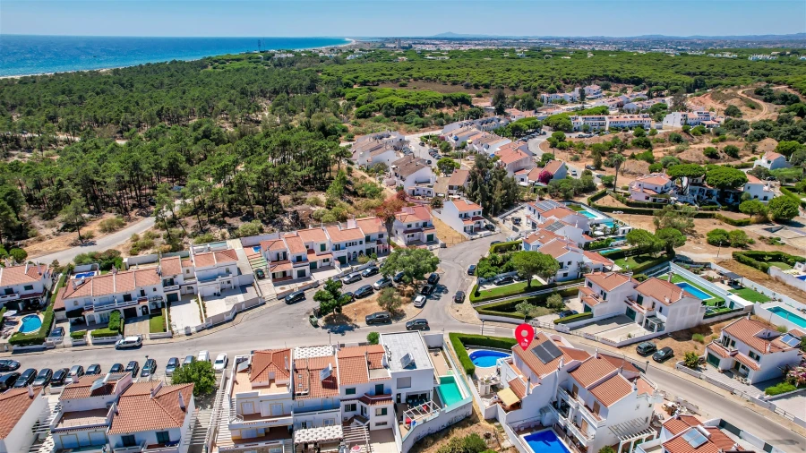 Moradia T6 para Venda em Monte Gordo Foto 42