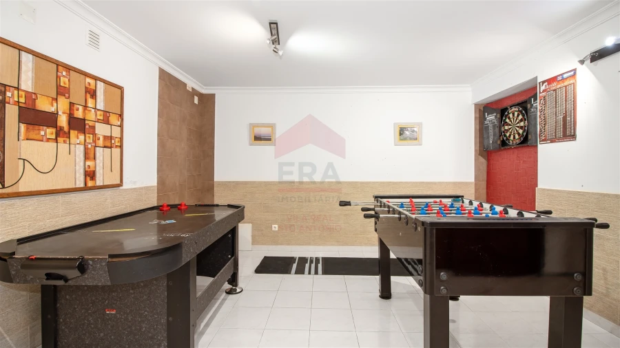 Moradia T6 para Venda em Monte Gordo Foto 30