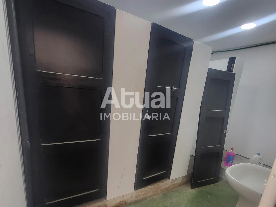 Armazém para Venda em Fafe Foto 17