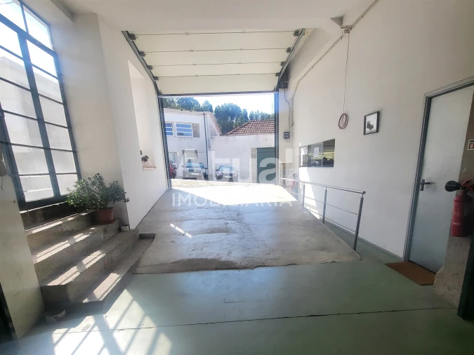 Armazém para Venda em Fafe Foto 12