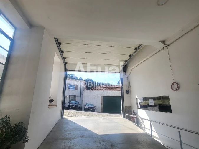 Armazém para Venda em Fafe Foto 16