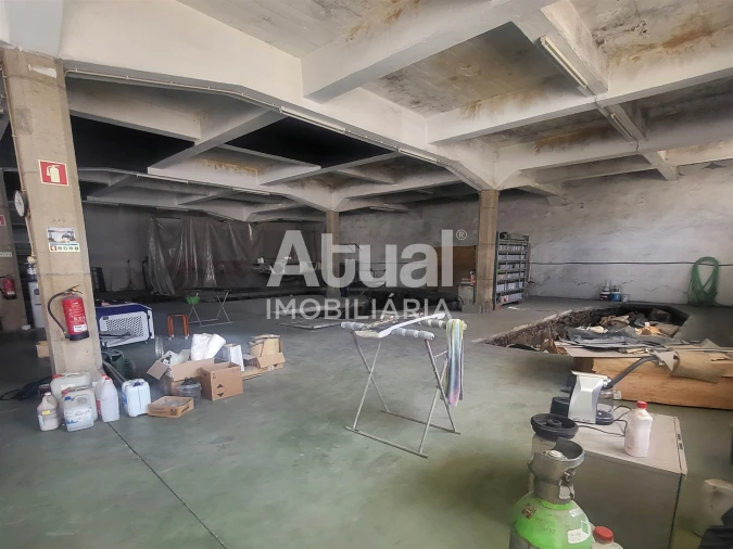 Armazém para Venda em Fafe Foto 2
