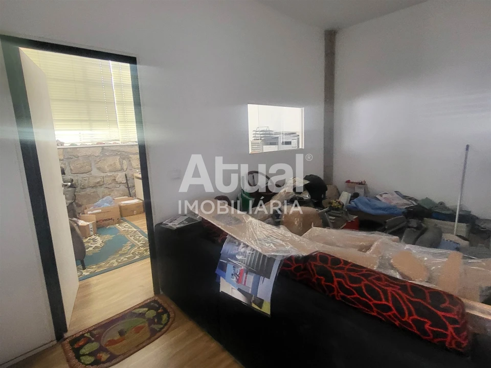 Armazém para Venda em Fafe Foto 13