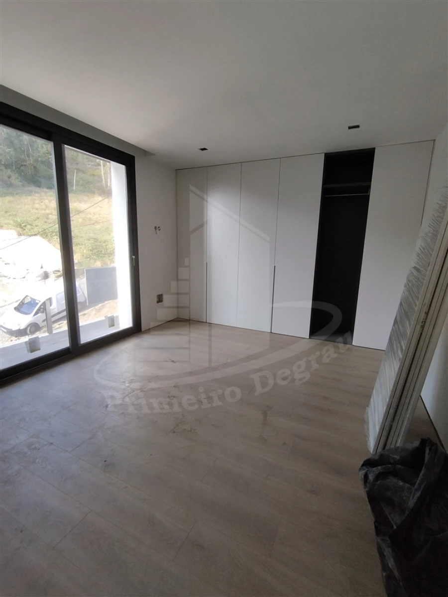 Moradia T3 para Venda em Morreira e Trandeiras Foto 16