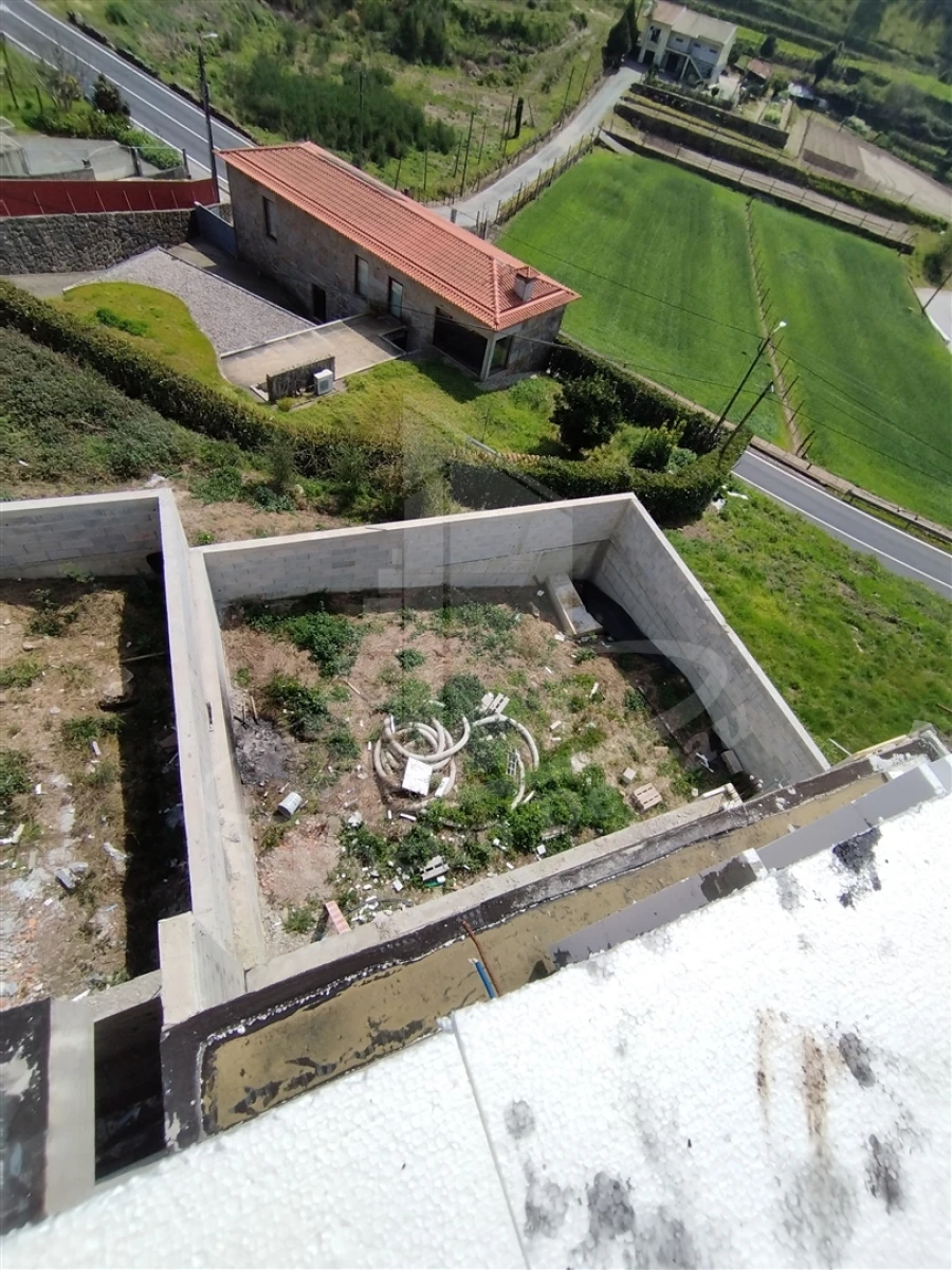 Moradia T3 para Venda em Morreira e Trandeiras Foto 37