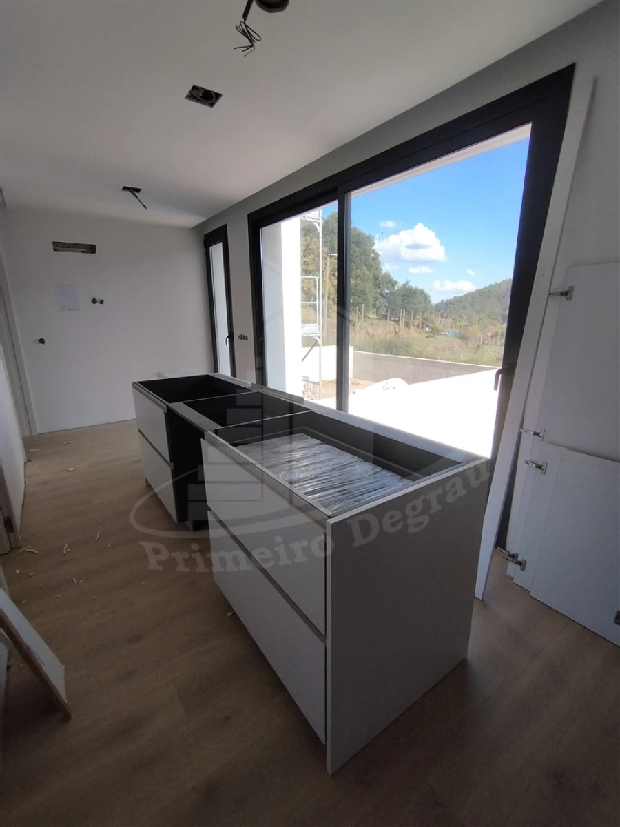 Moradia T3 para Venda em Morreira e Trandeiras Foto 8