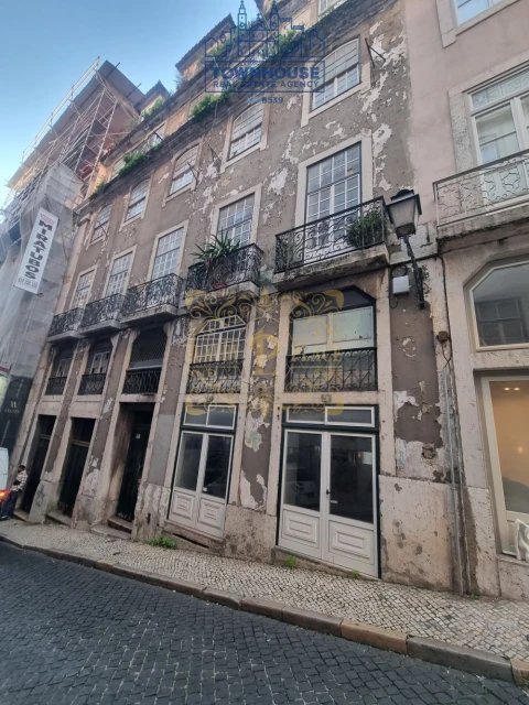 Prédio para Venda em Santa Maria Maior