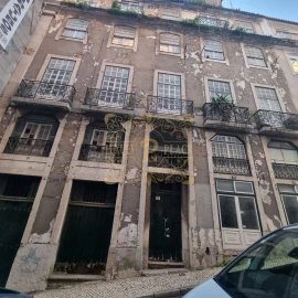 Prédio para Venda em Santa Maria Maior