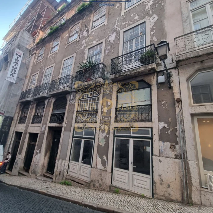 Prédio para Venda em Santa Maria Maior Foto 4