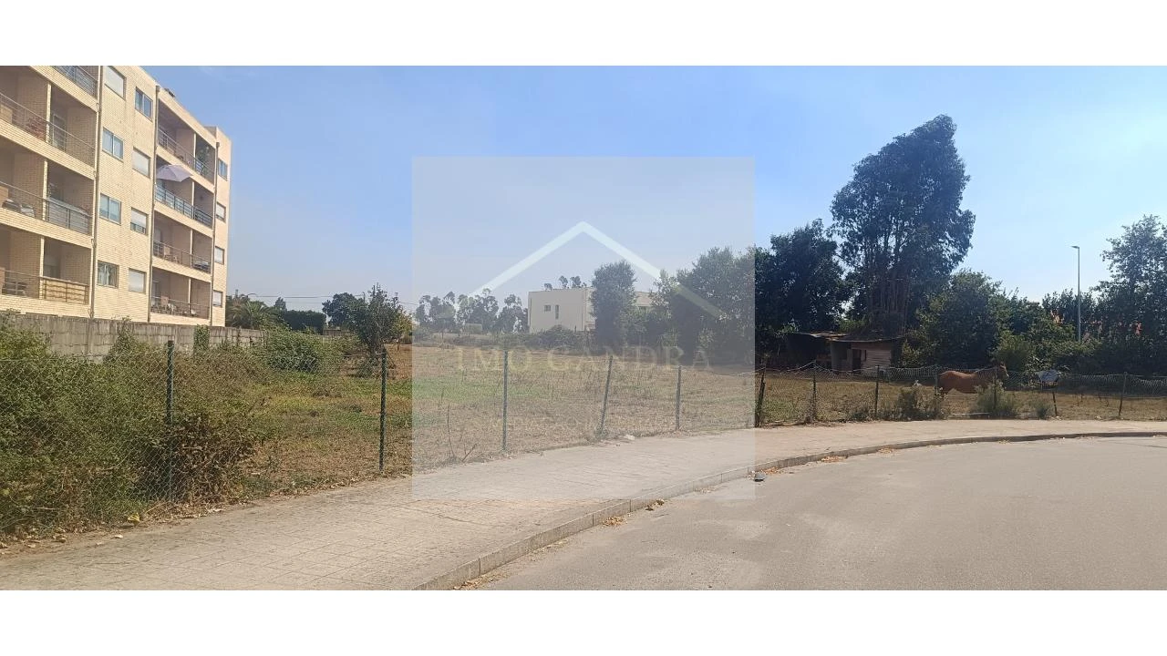 Terreno para Venda em Valongo Foto 3