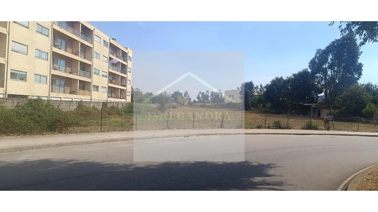 Terreno para Venda em Valongo Foto 5