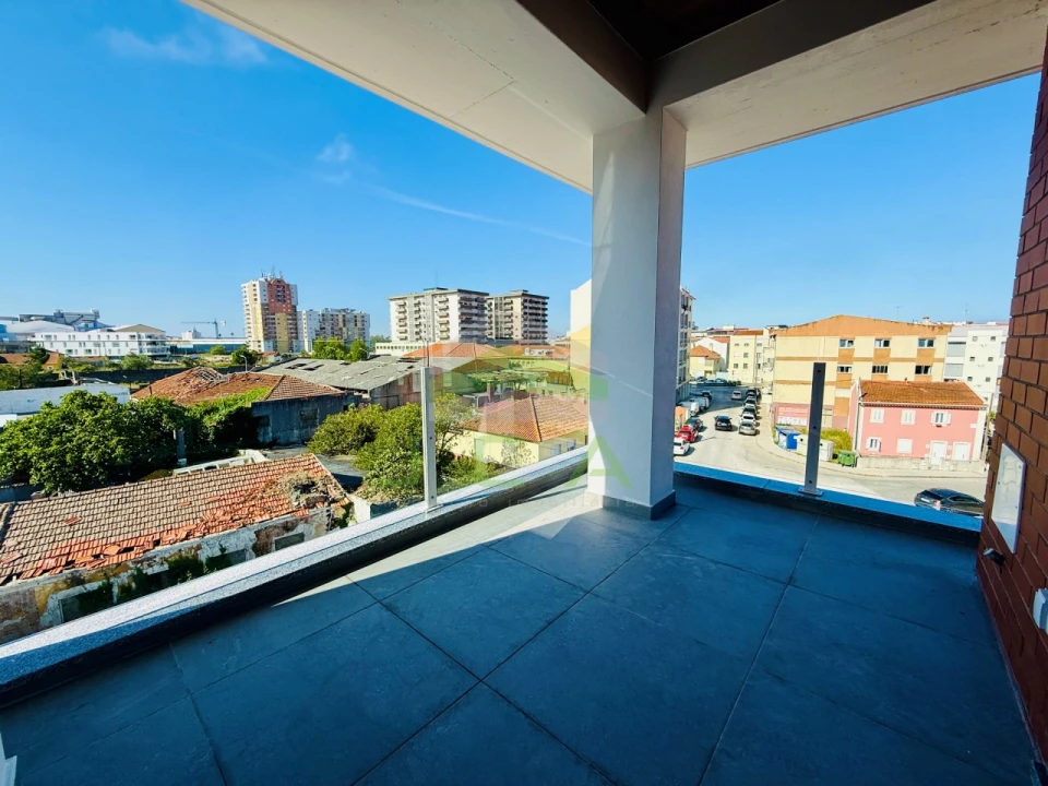 Apartamento T3 para Venda em Marinha Grande Foto 11