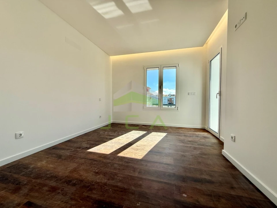 Apartamento T3 para Venda em Marinha Grande Foto 18
