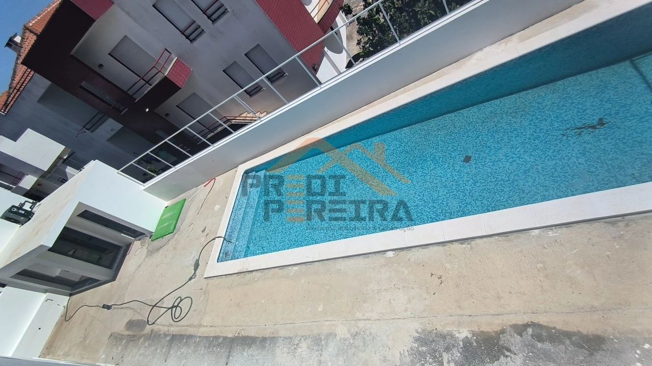 Apartamento T3 para Venda em Loures Foto 24