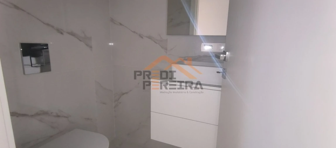 Apartamento T3 para Venda em Loures Foto 12