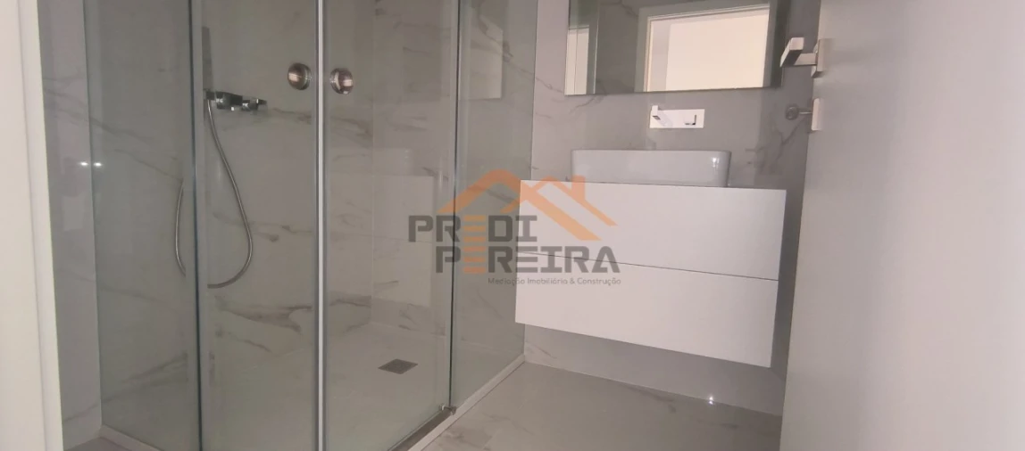 Apartamento T3 para Venda em Loures Foto 19