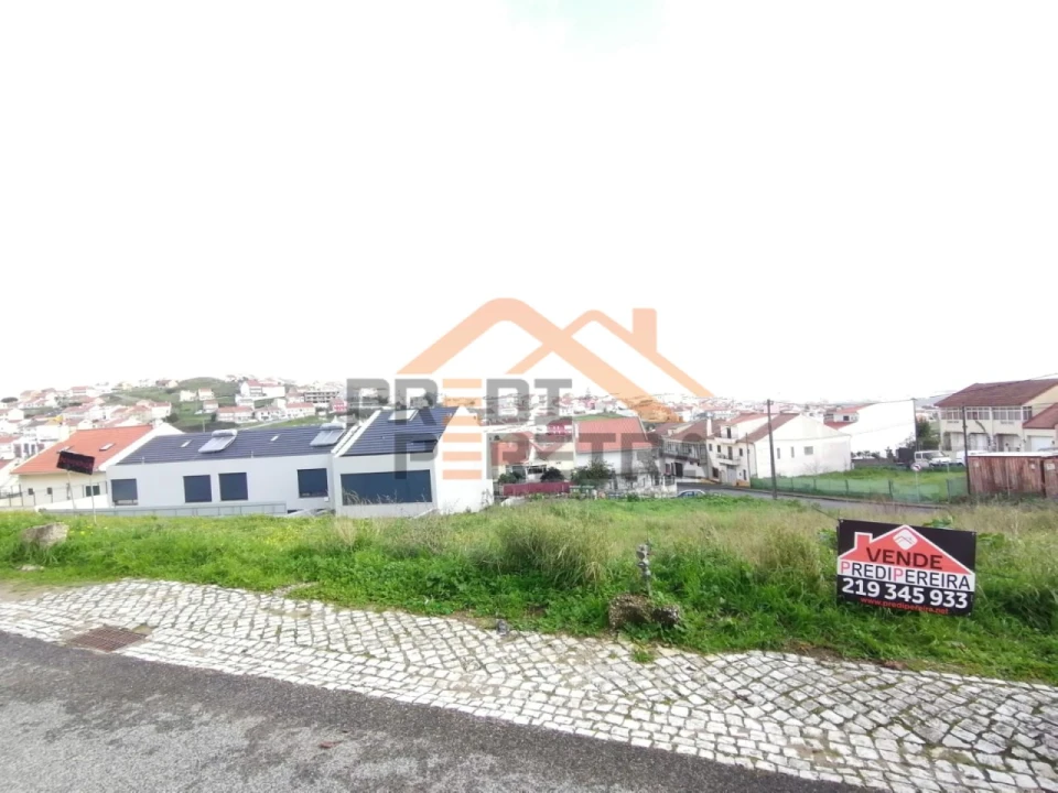 Terreno para Venda em Casal de Cambra Foto 3