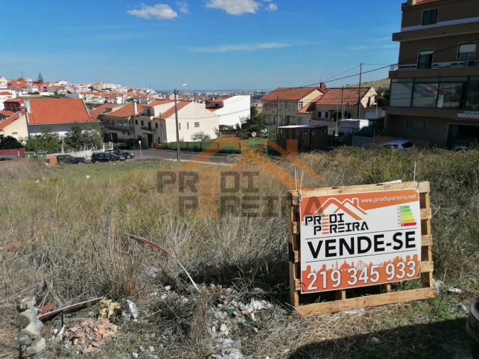 Terreno para Venda em Casal de Cambra