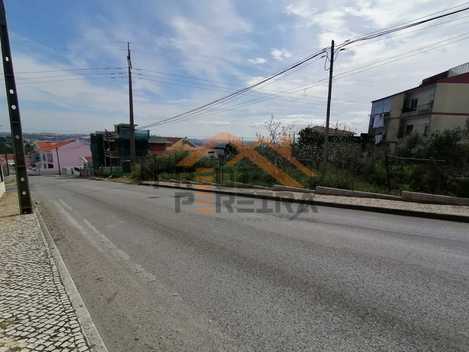 Terreno para Venda em Ramada e Caneças Foto 4
