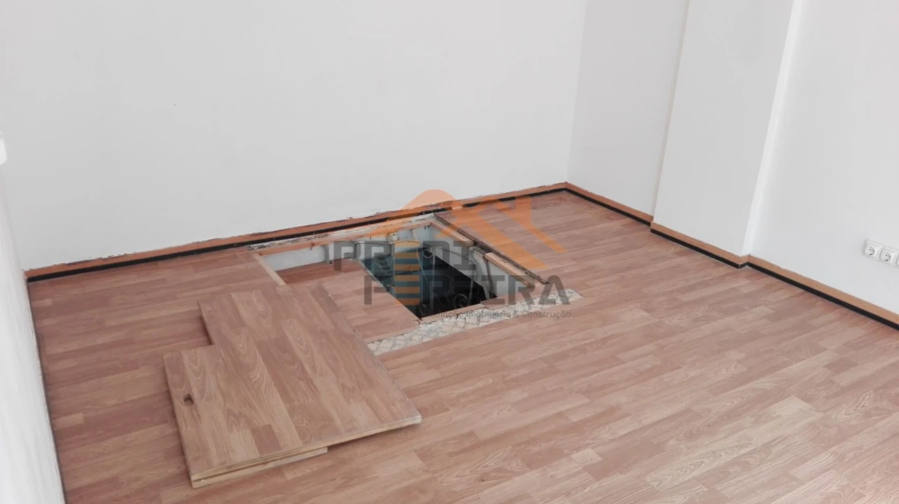 Loja para Venda em Benfica Foto 7