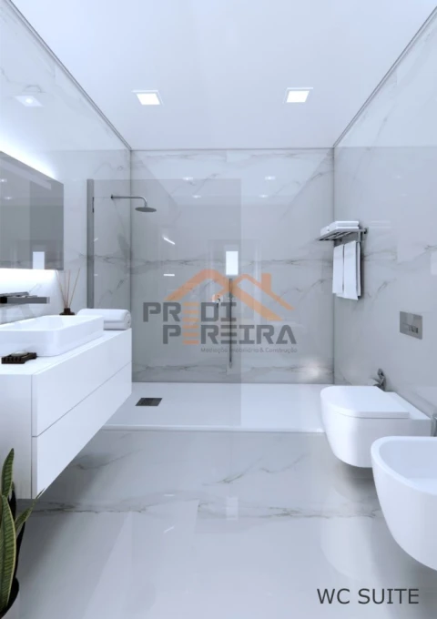 Moradia T5 para Venda em Loures