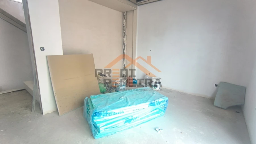 Moradia T2 para Venda em Pontinha e Famões Foto 17