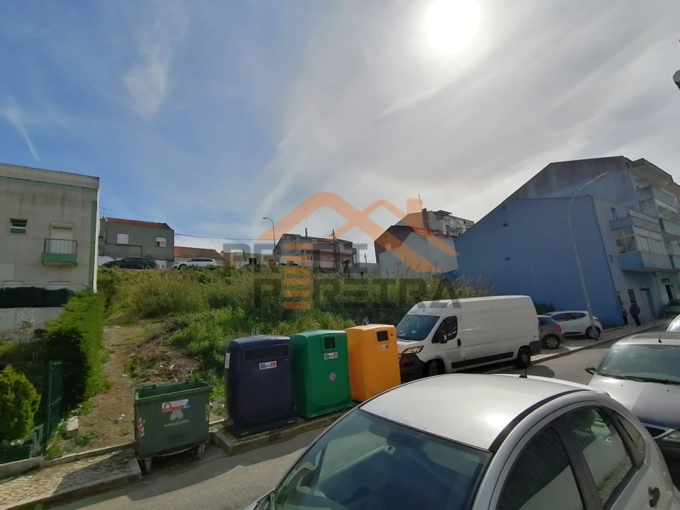 Terreno para Venda em Encosta do Sol Foto 4