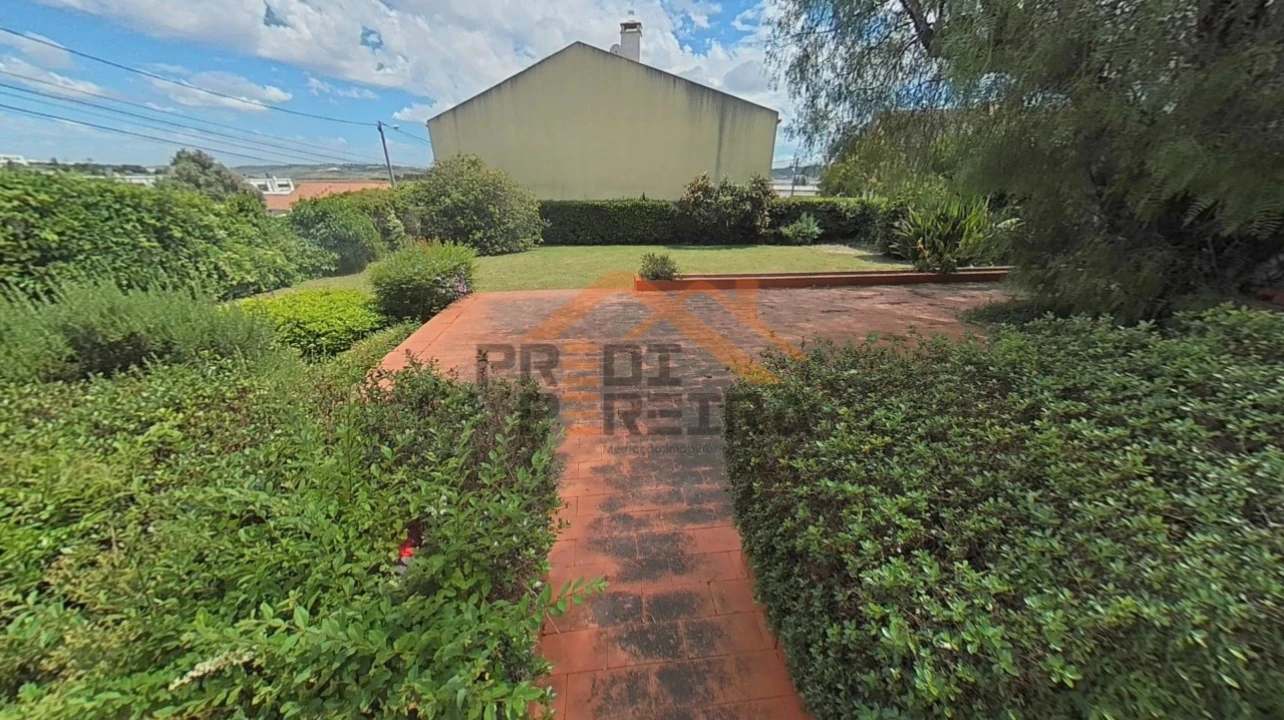 Moradia T7 para Venda em Santo Antão e São Julião do Tojal Foto 35