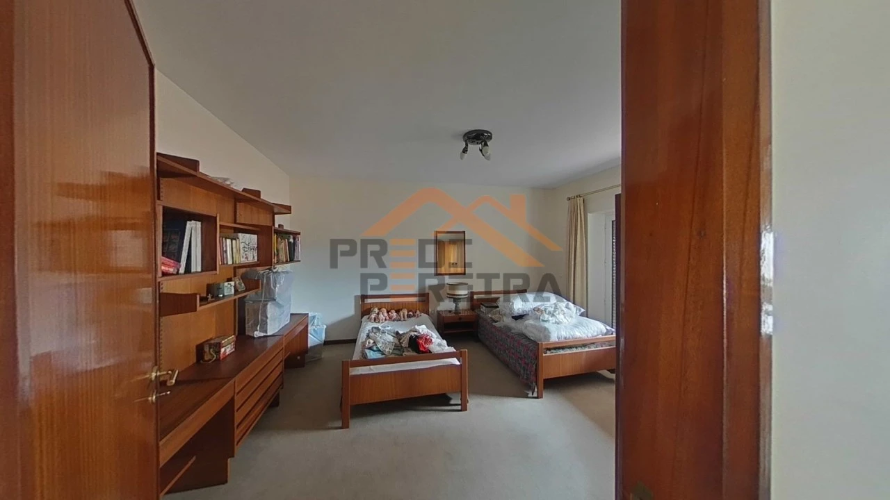 Moradia T7 para Venda em Santo Antão e São Julião do Tojal Foto 31