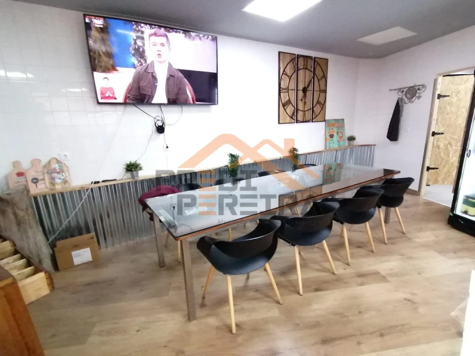 Loja para Venda em Santo António dos Cavaleiros e Frielas Foto 6