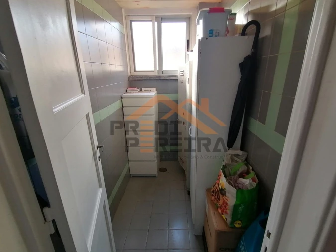Negócio para Cedência de Quotas em Santo António dos Cavaleiros e Frielas Foto 12