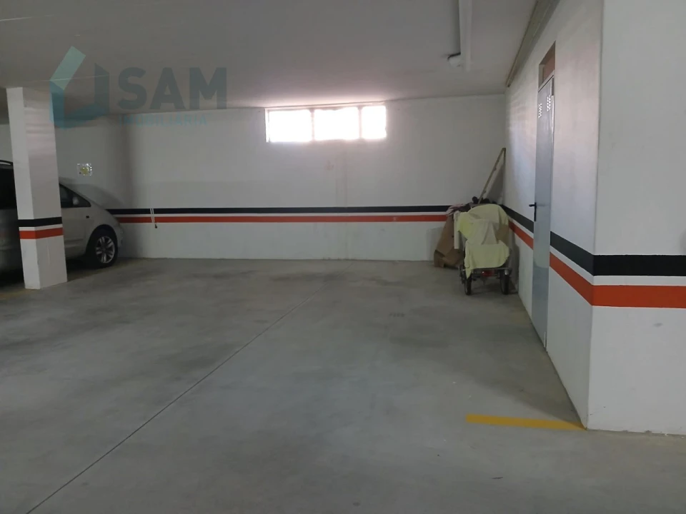 Apartamento T3 para Venda em São Martinho do Porto Foto 28