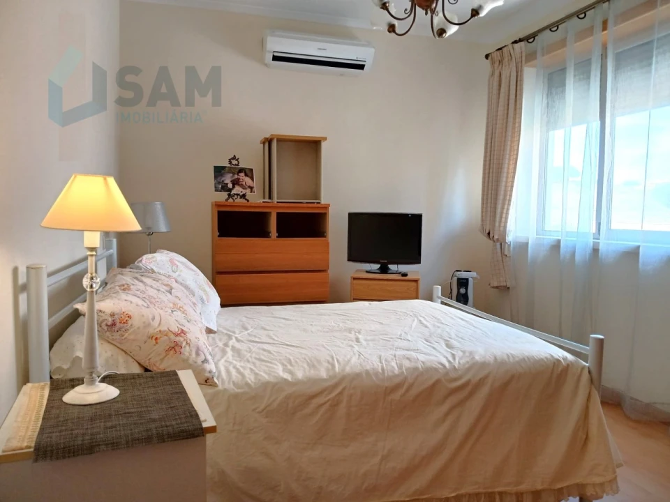 Apartamento T3 para Venda em São Martinho do Porto Foto 19