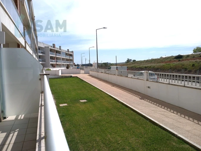 Apartamento T3 para Venda em São Martinho do Porto Foto 25