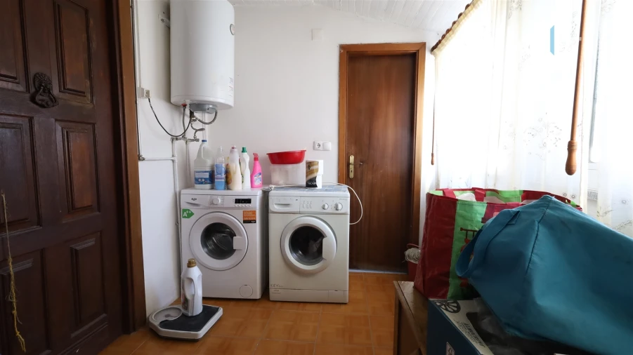 Moradia T4 para Venda em Tavares (Chãs, Várzea e Travanca) Foto 12