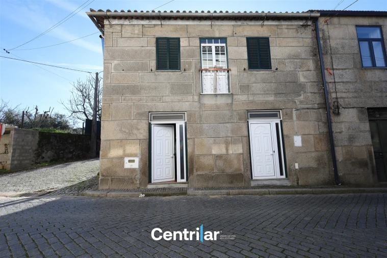 Moradia T4 para Venda em Tavares (Chãs, Várzea e Travanca) Foto 19