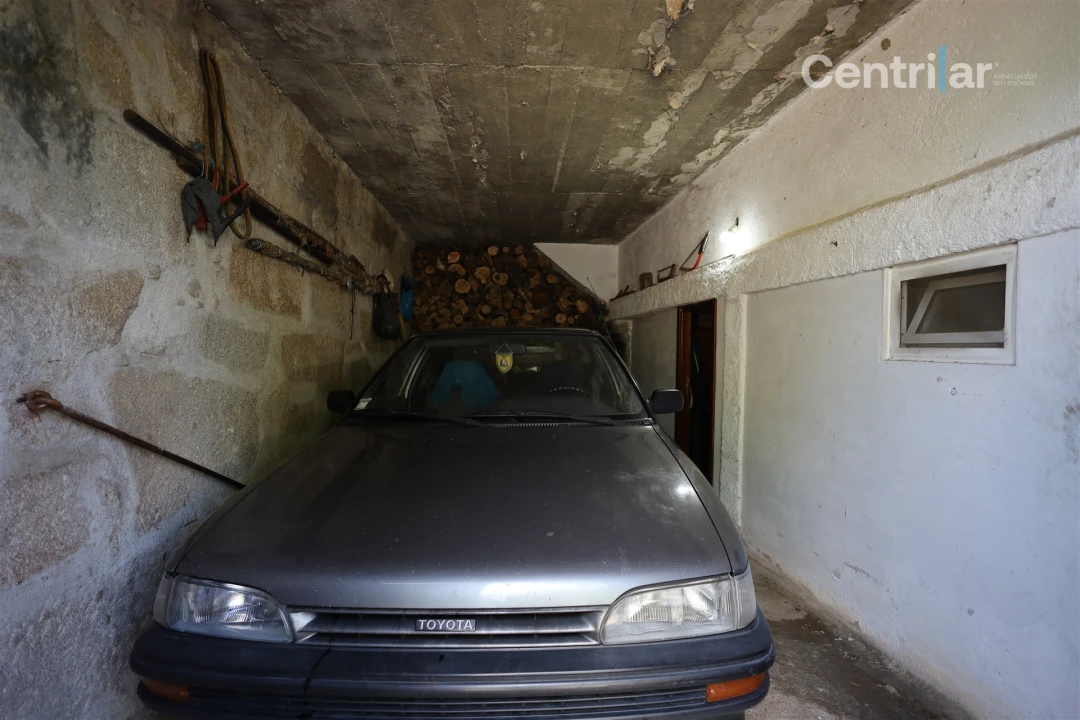 Moradia T4 para Venda em Tavares (Chãs, Várzea e Travanca) Foto 20