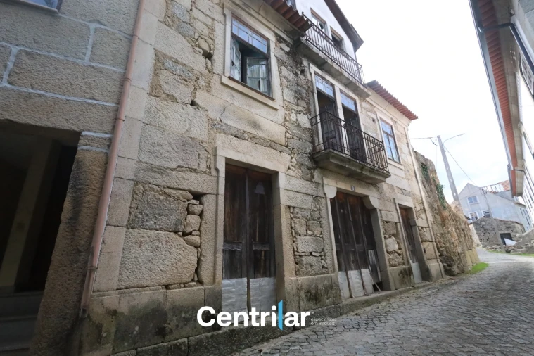 Moradia T0 para Venda em Germil Foto 2