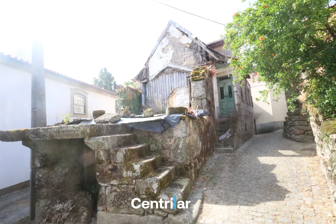 Moradia T0 para Venda em Germil Foto 12