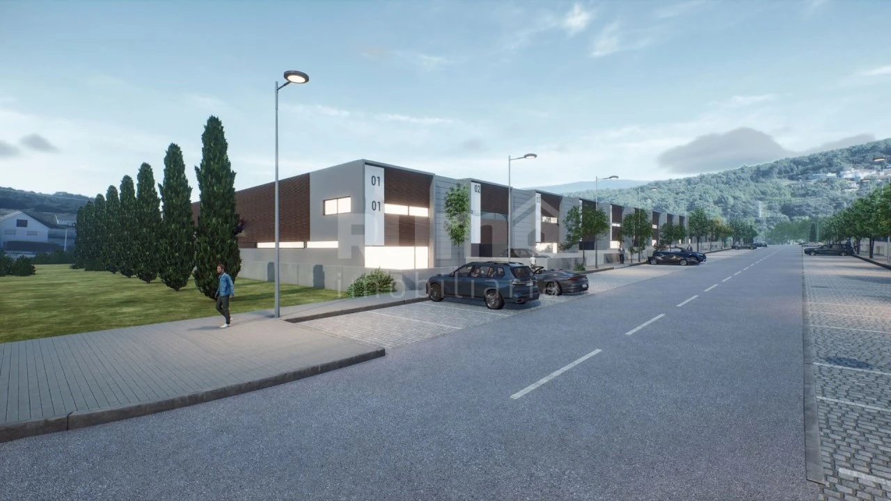 Terreno Comércio / Armazém para Venda em Vila Nova de Anha Foto 1